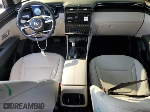 ✅ 2024 Hyundai Tucson SEL • VIN: 5NMJFCDE3RH376781 • Lot: 71497034. Wystawiony na Copart z przebiegiem 6 234 mil. Bezpłatny archiwum sprzedaży aukcyjnych z USA i szczegółowy raport historii pojazdu na DreamBid. Zdjęcie 8.