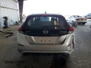✅ 2019 Nissan LEAF SV Plus • VIN: 1N4BZ1CP5KC320905 • Лот: 70404945. Опубликован ранее на Copart с пробегом 44 117 миль. Бесплатный доступ к архиву аукционных продаж из США и подробный отчёт об истории автомобиля на DreamBid. Изображение 6.