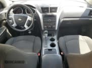 ✅ 2011 Chevrolet Traverse 1LT • VIN: 1GNKRGED3BJ398473 • Lot: 68980154. Wystawiony na Copart z przebiegiem 187 462 mil. Bezpłatny archiwum sprzedaży aukcyjnych z USA i szczegółowy raport historii pojazdu na DreamBid. Zdjęcie 8.