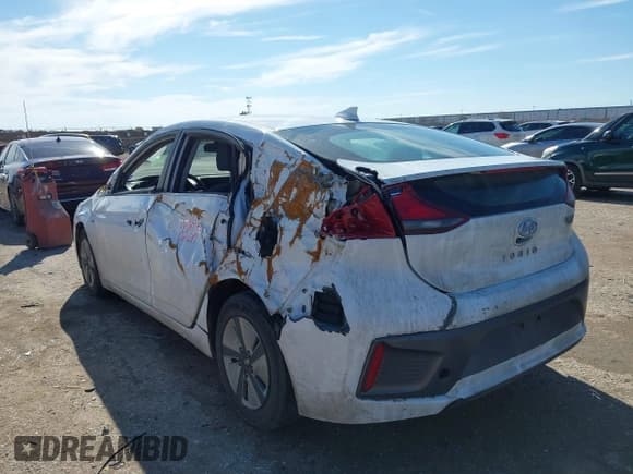 ✅ 2020 Hyundai Ioniq Blue • VIN: KMHC65LC4LU243088 • Lot: 41465637. Wystawiony na IAAI z przebiegiem 141 081 mil. Bezpłatny archiwum sprzedaży aukcyjnych z USA i szczegółowy raport historii pojazdu na DreamBid. Zdjęcie 3.