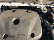 ✅ 2021 Volvo XC40 R-Design • VIN: YV4162UM8M2499388 • Lot: 90114585. Wystawiony na Copart z przebiegiem 29 886 mil. Bezpłatny archiwum sprzedaży aukcyjnych z USA i szczegółowy raport historii pojazdu na DreamBid. Zdjęcie 14.