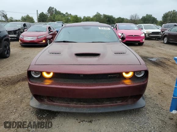 ✅ 2018 Dodge Challenger SRT Hellcat Widebody • VIN: 2C3CDZC97JH208877 • Lot: 68181424. Wystawiony na Copart z przebiegiem 52 777 mil. Bezpłatny archiwum sprzedaży aukcyjnych z USA i szczegółowy raport historii pojazdu na DreamBid. Zdjęcie 5.