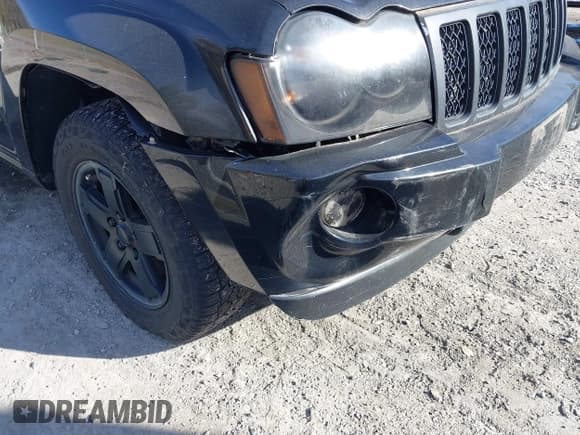 ✅ 2007 Jeep Grand Cherokee Overland • VIN: 1J8HR68277C601487 • Lot: 43606710. Listed on IAAI with 245,137 mi. Free auction sales archive from the USA and detailed vehicle history report at DreamBid. Image 12.