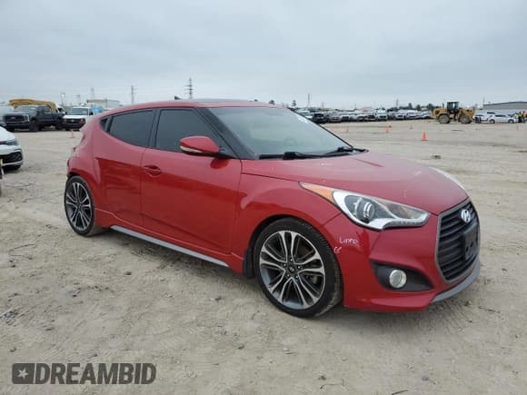 ✅ 2016 Hyundai Veloster Turbo Rally Edition • VIN: KMHTC6AE2GU284330 • Lot: 45762135. Wystawiony na Copart z przebiegiem 86 860 mil. Bezpłatny archiwum sprzedaży aukcyjnych z USA i szczegółowy raport historii pojazdu na DreamBid. Zdjęcie 4.