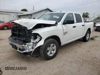 2023 Ram 1500 Tradesman z VIN 3C6RR7KG7PG672375, wystawiony jako Copart lot #58384305 z przebiegiem 40 942 mil mil oraz Szkoda całkowita • Salvage title. Historia ofert i sprzedaży dostępna na DreamBid. Obrazek 1.