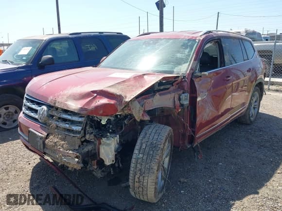 ✅ 2018 Volkswagen Atlas SE • VIN: 1V2FR2CA8JC570357 • Lot: 42013864. Listed on IAAI with 99,938 mi. Free auction sales archive from the USA and detailed vehicle history report at DreamBid. Image 6.
