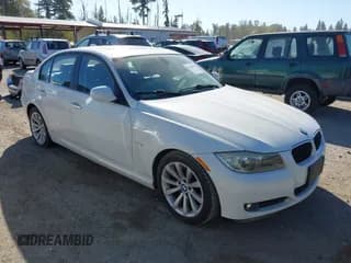 ✅ 2011 BMW 3 Series 328i • VIN: WBAPH5G58BNM77543 • Lot: 43206041. Wystawiony na IAAI z przebiegiem 141 741 mil. Bezpłatny archiwum sprzedaży aukcyjnych z USA i szczegółowy raport historii pojazdu na DreamBid. Zdjęcie 1.