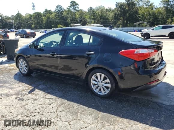 ✅ 2016 Kia Forte LX • VIN: KNAFX4A66G5582258 • Лот: 70365735. Опубликован ранее на Copart с пробегом 187 381 миль. Бесплатный доступ к архиву аукционных продаж из США и подробный отчёт об истории автомобиля на DreamBid. Изображение 2.