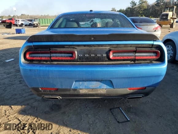 ✅ 2019 Dodge Challenger SXT • VIN: 2C3CDZAG5KH735500 • Lot: 82900753. Wystawiony na Copart z przebiegiem Nie podano. Bezpłatny archiwum sprzedaży aukcyjnych z USA i szczegółowy raport historii pojazdu na DreamBid. Zdjęcie 6.