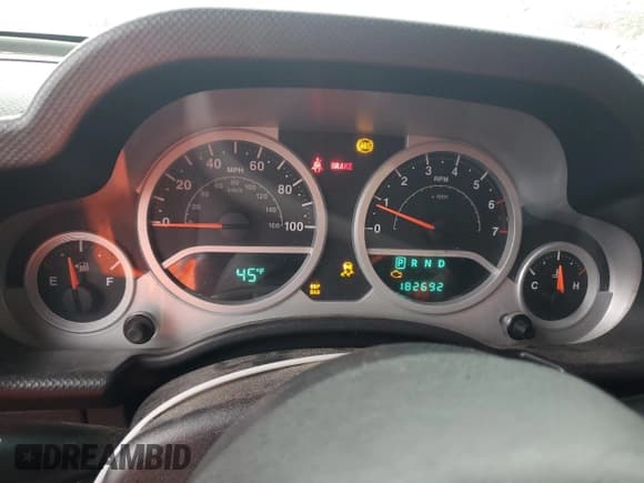 ✅ 2007 Jeep Wrangler Sahara • VIN: 1J4FA54137L224275 • Lot: 89448275. Listed on Copart with 182,692 mi. Free auction sales archive from the USA and detailed vehicle history report at DreamBid. Image 9.