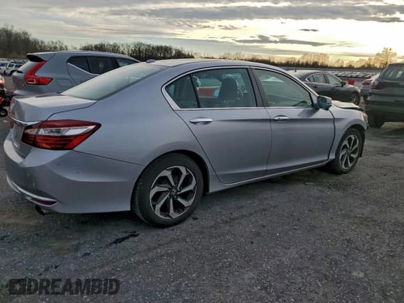 ✅ 2016 Honda Accord EX-L • VIN: 1HGCR2F8XGA154801 • Лот: 94066515. Опубликован ранее на Copart с пробегом 124 714 миль. Бесплатный доступ к архиву аукционных продаж из США и подробный отчёт об истории автомобиля на DreamBid. Изображение 3.