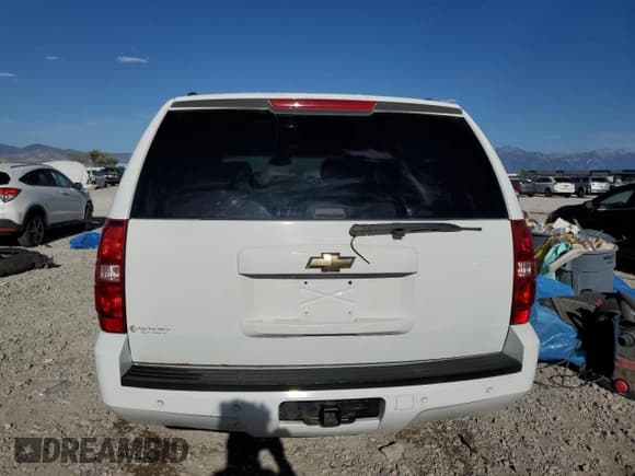✅ 2008 Chevrolet Suburban 1LT • VIN: 1GNFK16348J247272 • Lot: 66228005. Listed on Copart with 181,592 mi. Free auction sales archive from the USA and detailed vehicle history report at DreamBid. Image 6.