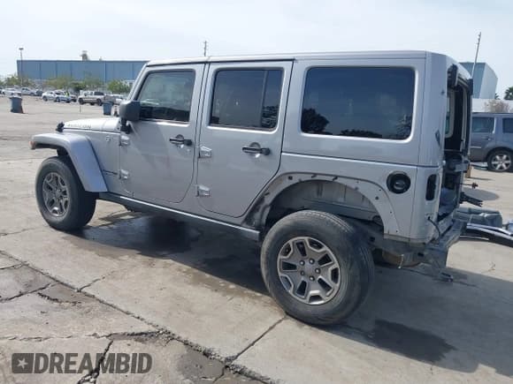 ✅ 2018 Jeep Wrangler Unlimited Rubicon Recon • VIN: 1C4HJWFG9JL840446 • Lot: 41804678. Listed on IAAI with 133,633 mi. Free auction sales archive from the USA and detailed vehicle history report at DreamBid. Image 3.