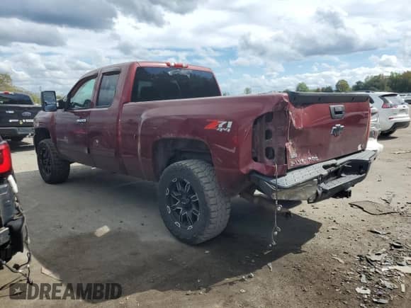2009 Chevrolet Silverado 1500 LT with VIN 1GCEK29039Z128871, listed as a Copart auction lot 85312915 with 200,719 mi miles and Salvage title. Bid and sale history available at DreamBid. Image 2.