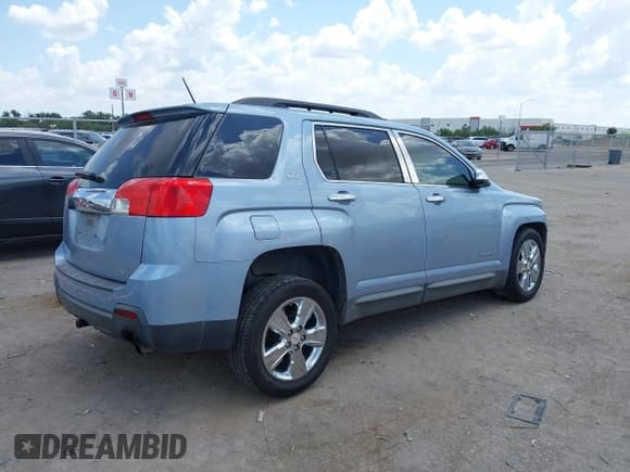 ✅ 2015 GMC Terrain SLT • VIN: 2GKFLSE39F6321359 • Lot: 43021768. Wystawiony na IAAI z przebiegiem 166 851 mil. Bezpłatny archiwum sprzedaży aukcyjnych z USA i szczegółowy raport historii pojazdu na DreamBid. Zdjęcie 4.