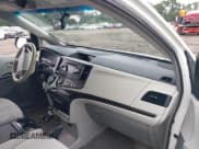 ✅ 2014 Toyota Sienna LE AAS • VIN: 5TDKK3DC0ES521152 • Lot: 39961035. Listed on IAAI with 147,947 mi. Free auction sales archive from the USA and detailed vehicle history report at DreamBid. Image 5.