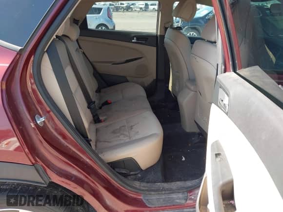 2016 Hyundai Tucson Sport with VIN KM8J3CA24GU084397, listed as a IAAI auction lot 42701460 with 105,474 mi miles and . Bid and sale history available at DreamBid. Image 8.