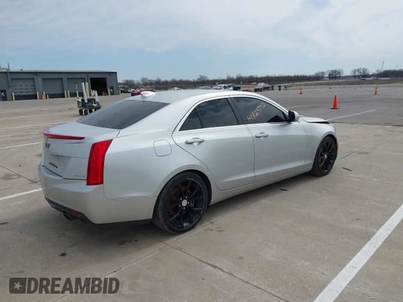 ✅ 2015 Cadillac ATS Premium RWD • VIN: 1G6AF5SX2F0134563 • Лот: 41823792. Опубликован ранее на IAAI с пробегом 104 115 миль. Бесплатный доступ к архиву аукционных продаж из США и подробный отчёт об истории автомобиля на DreamBid. Изображение 4.