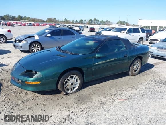 ✅ 1996 Chevrolet Camaro Z28 • VIN: 2G1FP32P1T2117762 • Лот: 41104867. Опубликован ранее на IAAI с пробегом 190 712 миль. Бесплатный доступ к архиву аукционных продаж из США и подробный отчёт об истории автомобиля на DreamBid. Изображение 2.