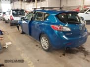 ✅ 2012 Mazda 3 i Touring • VIN: JM1BL1L81C1661610 • Lot: 41840710. Listed on IAAI with 60,567 mi. Free auction sales archive from the USA and detailed vehicle history report at DreamBid. Image 3.