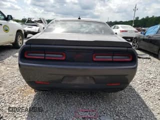 ✅ 2022 Dodge Challenger R/T • VIN: 2C3CDZBT9NH251913 • Lot: 52085594. Wystawiony na Copart z przebiegiem 24 479 mil. Bezpłatny archiwum sprzedaży aukcyjnych z USA i szczegółowy raport historii pojazdu na DreamBid. Zdjęcie 6.