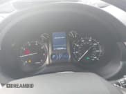 ✅ 2018 Lexus GX 460 Premium • VIN: JTJBM7FX8J5204251 • Lot: 43739027. Wystawiony na IAAI z przebiegiem 105 685 mil. Bezpłatny archiwum sprzedaży aukcyjnych z USA i szczegółowy raport historii pojazdu na DreamBid. Zdjęcie 7.