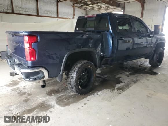 ✅ 2020 Chevrolet Silverado 2500HD LT • VIN: 1GC4YNE75LF337181 • Лот: 90464955. Опубликован ранее на Copart с пробегом 125 350 миль. Бесплатный доступ к архиву аукционных продаж из США и подробный отчёт об истории автомобиля на DreamBid. Изображение 3.