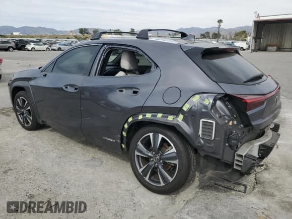 ✅ 2022 Lexus UX 250h • VIN: JTHX9JBH9N2056431 • Lot: 47216455. Listed on Copart with 68,052 mi. Free auction sales archive from the USA and detailed vehicle history report at DreamBid. Image 2.