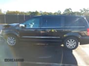 ✅ 2011 Chrysler Town & Country Touring L • VIN: 2A4RR8DG4BR635518 • Lot: 43468371. Wystawiony na IAAI z przebiegiem 166 432 mil. Bezpłatny archiwum sprzedaży aukcyjnych z USA i szczegółowy raport historii pojazdu na DreamBid. Zdjęcie 14.