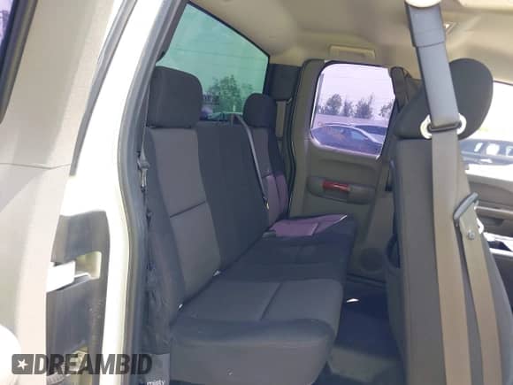 2010 Chevrolet Silverado 1500 Work Truck с VIN 1GCSCPEX3AZ198388, выставлен на аукционе IAAI как лот 41919655 с пробегом 196 129 миль миль и . История ставок и продаж доступна на DreamBid. Изображение 8.