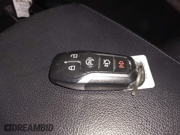 ✅ 2016 Ford Explorer XLT • VIN: 1FM5K8D87GGC40853 • Lot: 43435678. Wystawiony na IAAI z przebiegiem 176 949 mil. Bezpłatny archiwum sprzedaży aukcyjnych z USA i szczegółowy raport historii pojazdu na DreamBid. Zdjęcie 11.