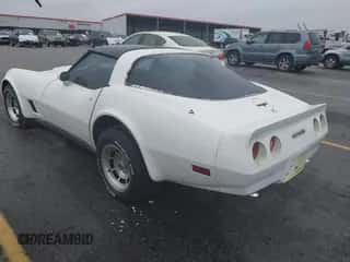1981 Chevrolet Corvette с VIN 1G1AY8761BS400493, выставлен на аукционе IAAI как лот 43301251 с пробегом 72 785 миль миль и . История ставок и продаж доступна на DreamBid. Изображение 3.
