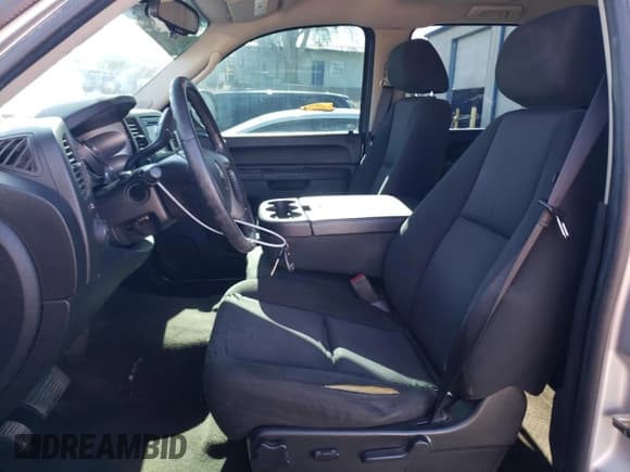✅ 2011 Chevrolet Silverado 1500 LT • VIN: 3GCPKSE32BG265654 • Lot: 68058614. Listed on Copart with 152,593 mi. Free auction sales archive from the USA and detailed vehicle history report at DreamBid. Image 7.