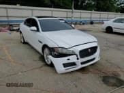 ✅ 2016 Jaguar XF 35t Prestige • VIN: SAJBE4BV0GCY13763 • Lot: 70815795. Wystawiony na Copart z przebiegiem 119 174 mil. Bezpłatny archiwum sprzedaży aukcyjnych z USA i szczegółowy raport historii pojazdu na DreamBid. Zdjęcie 13.