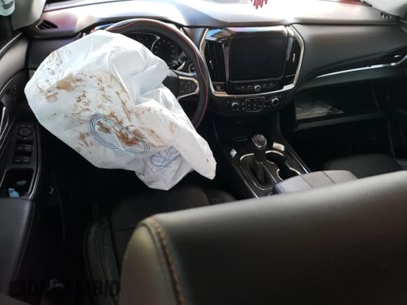 ✅ 2020 Chevrolet Traverse Premier • VIN: 1GNERKKW1LJ157955 • Lot: 70851684. Listed on Copart with Not provided. Free auction sales archive from the USA and detailed vehicle history report at DreamBid. Image 8.