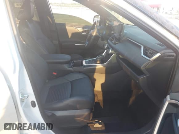 ✅ 2023 Toyota RAV4 Hybrid XSE • VIN: JTME6RFV0PD548322 • Lot: 43225817. Listed on IAAI with 43,480 mi. Free auction sales archive from the USA and detailed vehicle history report at DreamBid. Image 5.