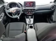 ✅ 2022 Hyundai Kona SEL • VIN: KM8K62AB7NU776060 • Лот: 72970824. Опубликован ранее на Copart с пробегом 29 373 миль. Бесплатный доступ к архиву аукционных продаж из США и подробный отчёт об истории автомобиля на DreamBid. Изображение 8.