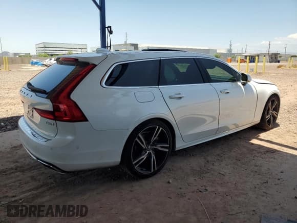 ✅ 2019 Volvo V90 R-Design • VIN: YV1102GM3K1101064 • Лот: 60352405. Опубликован ранее на Copart с пробегом Не указан. Бесплатный доступ к архиву аукционных продаж из США и подробный отчёт об истории автомобиля на DreamBid. Изображение 3.