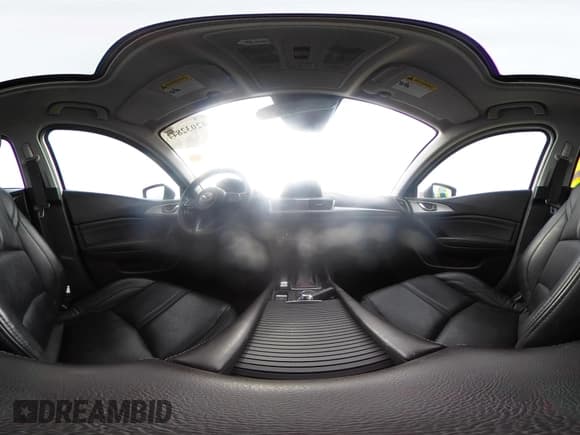 ✅ 2018 Mazda 3 Touring • VIN: 3MZBN1V32JM190611 • Lot: 42032844. Wystawiony na IAAI z przebiegiem 63 493 mil. Bezpłatny archiwum sprzedaży aukcyjnych z USA i szczegółowy raport historii pojazdu na DreamBid. Zdjęcie 19.