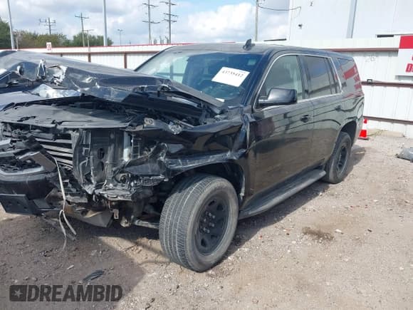 ✅ 2017 Chevrolet Tahoe Commercial • VIN: 1GNLCDEC4HR387679 • Лот: 43735412. Опубликован ранее на IAAI с пробегом 184 376 миль. Бесплатный доступ к архиву аукционных продаж из США и подробный отчёт об истории автомобиля на DreamBid. Изображение 2.