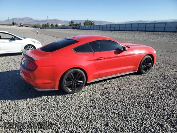 ✅ 2016 Ford Mustang EcoBoost Premium • VIN: 1FA6P8TH8G5221631 • Lot: 85729295. Wystawiony na Copart z przebiegiem 72 503 mil. Bezpłatny archiwum sprzedaży aukcyjnych z USA i szczegółowy raport historii pojazdu na DreamBid. Zdjęcie 3.