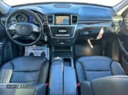 ✅ 2015 Mercedes-Benz M 250 • VIN: 4JGDA0EB9FA562566 • Lot: 96813845. Wystawiony na Copart z przebiegiem 214 577 mil. Bezpłatny archiwum sprzedaży aukcyjnych z USA i szczegółowy raport historii pojazdu na DreamBid. Zdjęcie 9.