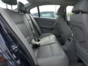 ✅ 2007 BMW 3 Series 328xi • VIN: WBAVC73597KP35889 • Лот: 63268965. Опубликован ранее на Copart с пробегом 92 973 миль. Бесплатный доступ к архиву аукционных продаж из США и подробный отчёт об истории автомобиля на DreamBid. Изображение 10.