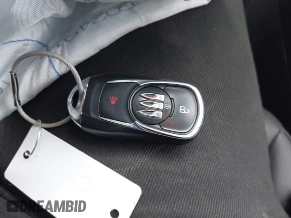 ✅ 2024 Buick Encore GX Sport Touring • VIN: KL4AMESL1RB209272 • Lot: 41646448. Wystawiony na IAAI z przebiegiem 20 797 mil. Bezpłatny archiwum sprzedaży aukcyjnych z USA i szczegółowy raport historii pojazdu na DreamBid. Zdjęcie 11.