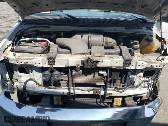 ✅ 2013 Ford Econoline Cargo Commercial • VIN: 1FTNE2EW2DDA45892 • Lot: 68166115. Listed on Copart with 192,923 mi. Free auction sales archive from the USA and detailed vehicle history report at DreamBid. Image 12.