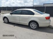 ✅ 2011 Volkswagen Jetta SE • VIN: 3VWDX7AJ5BM309036 • Lot: 57949005. Listed on Copart with 200,558 mi. Free auction sales archive from the USA and detailed vehicle history report at DreamBid. Image 2.