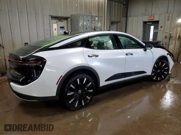 ✅ 2025 Toyota Crown Platinum • VIN: JTDAFAAF4S3012200 • Lot: 50335975. Wystawiony na Copart z przebiegiem 10 335 mil. Bezpłatny archiwum sprzedaży aukcyjnych z USA i szczegółowy raport historii pojazdu na DreamBid. Zdjęcie 3.