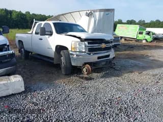 ✅ 2013 Chevrolet Silverado 2500HD Work Truck • VIN: 1GC2KVCG2DZ385023 • Lot: 42302809. Listed on IAAI with 311,928 mi. Free auction sales archive from the USA and detailed vehicle history report at DreamBid. Image 1.