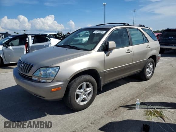 ✅ 2002 Lexus RX 300 • VIN: JTJHF10U620287418 • Lot: 73843024. Wystawiony na Copart z przebiegiem 111 588 mil. Bezpłatny archiwum sprzedaży aukcyjnych z USA i szczegółowy raport historii pojazdu na DreamBid. Zdjęcie 1.