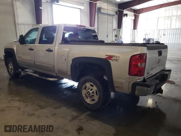 ✅ 2011 Chevrolet Silverado 2500HD LT • VIN: 1GC1KXCGXBF247591 • Lot: 63740825. Listed on Copart with 239,859 mi. Free auction sales archive from the USA and detailed vehicle history report at DreamBid. Image 2.